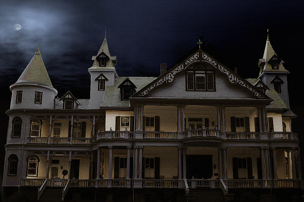 Old House At Night By Michelle Elaine Smith