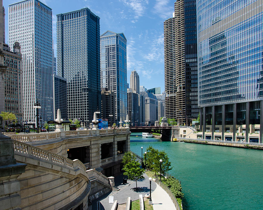 1-chicago-river-view-john-ullrick.jpg
