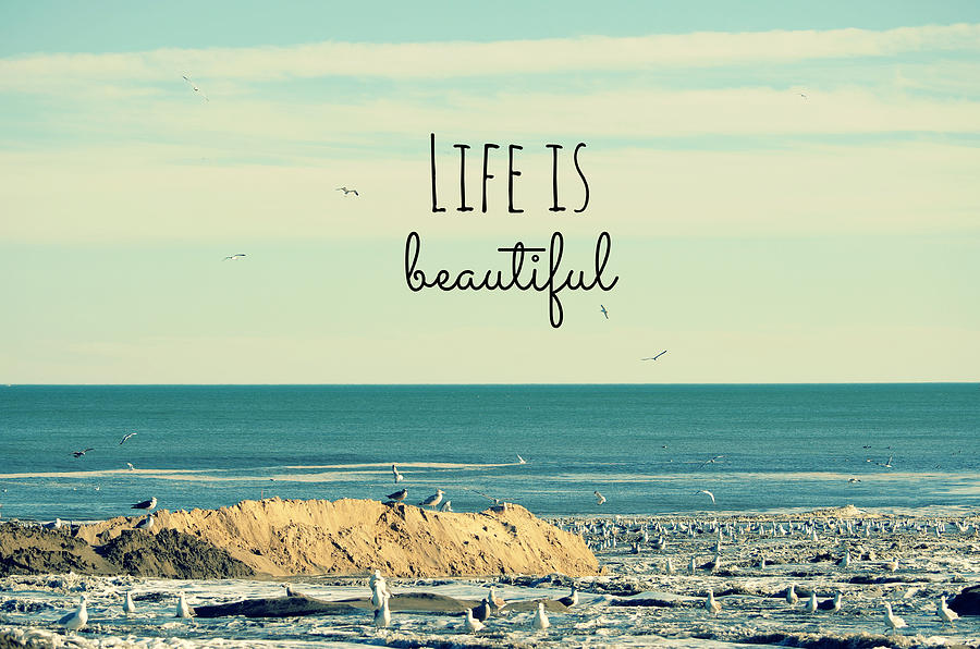 10 EASY STEPS TO LIVE A BEAUTIFUL LIFE