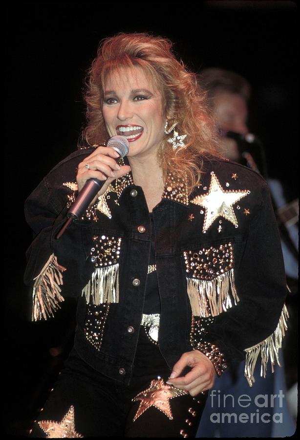 Singer Tanya Tucker Photograph By Front Row Photographs 