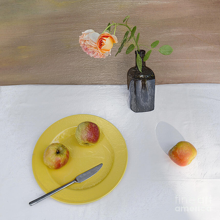 3d Modern Breakfast For Two With Apple Still Life