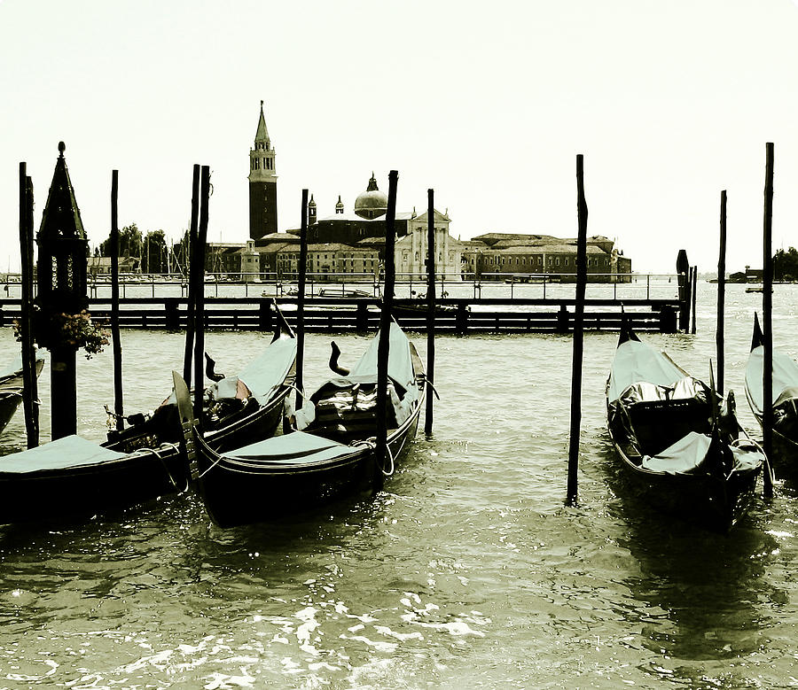  - gondolas-at-st-marks-linda-ryan