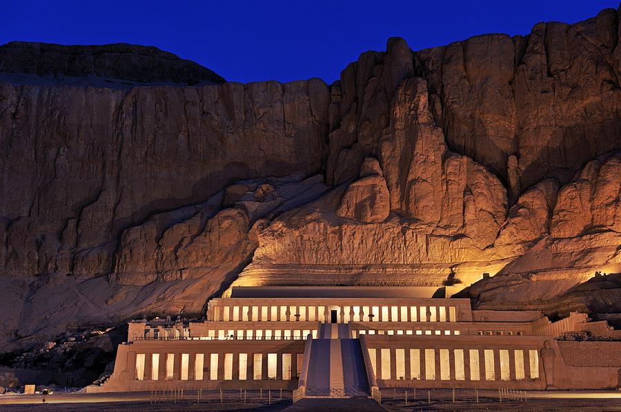 Hatshepsuts Mortuary Temple Rises Photograph By Kenneth Garrett