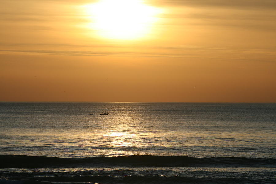 Dory Photograph - Pacific City Dory Coming In by Clif Hadfield III