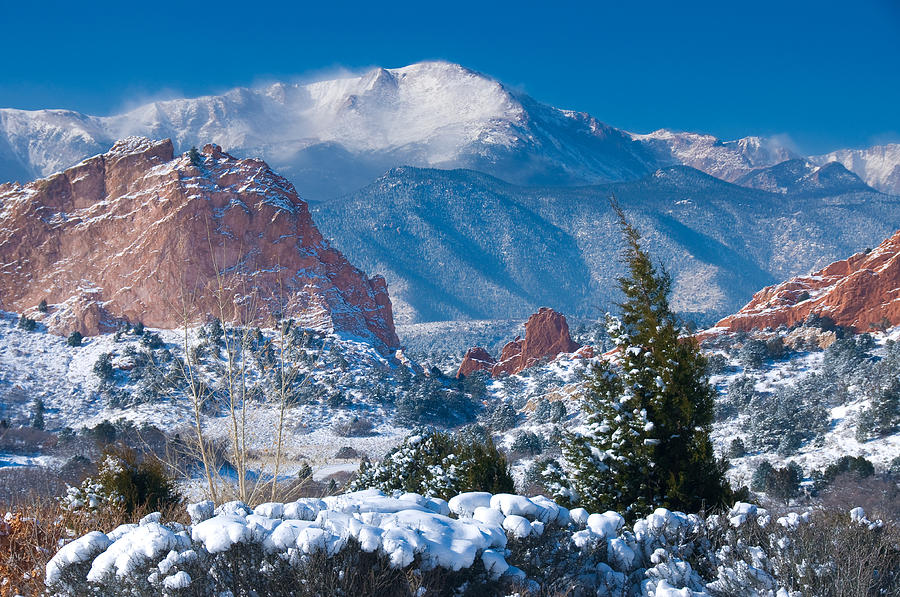 pikes-peak-in-winter-john-hoffman.jpg