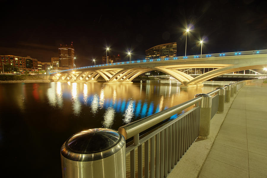 Rich Street Bridge Downtown Columbus Ohio Scioto River Scioto