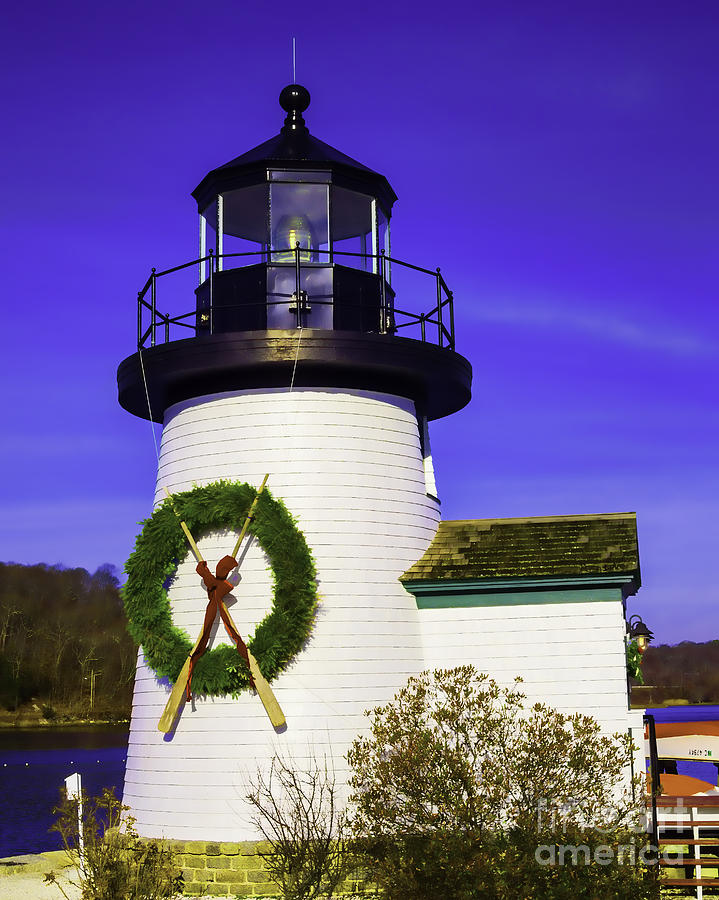 Seaport Christmas Photograph by Joe Geraci