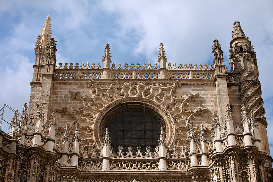 medieval architecture in spain