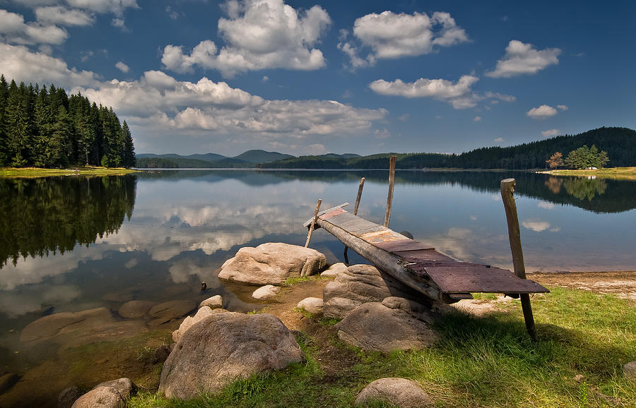 [Obrazek: shiroka-polyana-dam-lake-andrey-trifonov.jpg]
