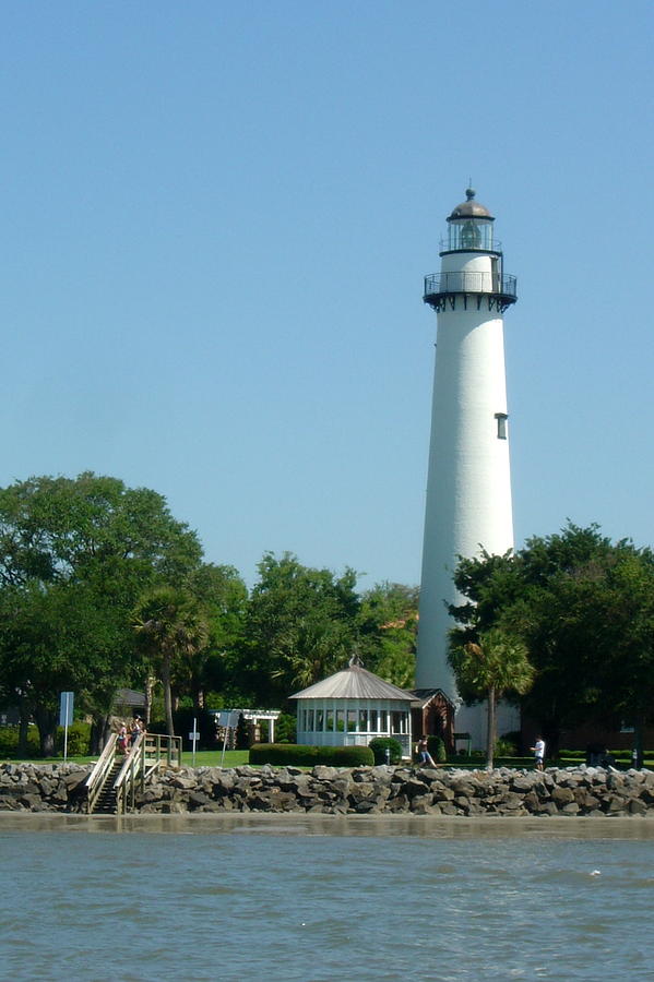 St. Simons Island Lighthouse Photograph by Dorothy Menera