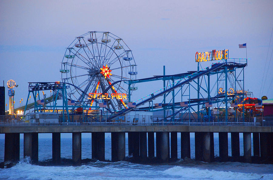 Steel Pier - Explore Attraction in Atlantic City