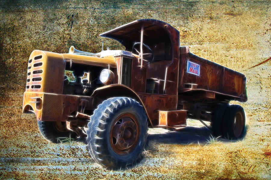 Vintage Mack 37