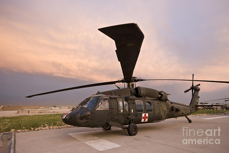 1-a-uh-60l-black-hawk-medevac-helicopter-terry-moore.jpg