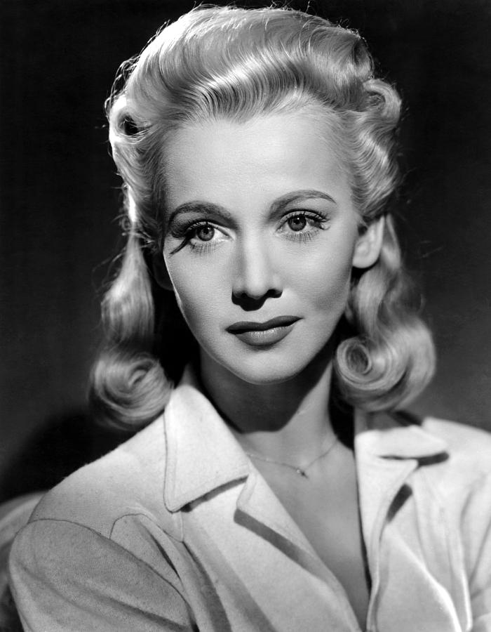 1940s Photograph - Carole Landis, Ca. Early-mid 1940s Fine Art Print 1940s Photograph - Carole Landis, Ca. Early-mid 1940s Fine Art Print