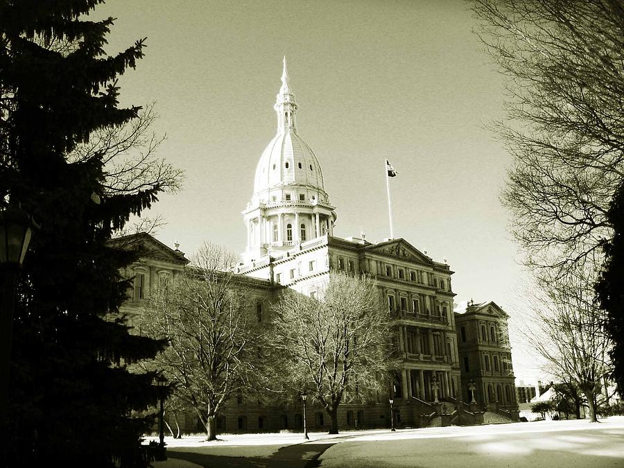 lansing michigan capitol