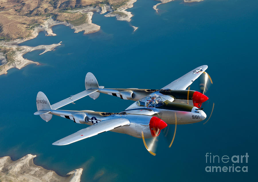 lockheed p38 lightning