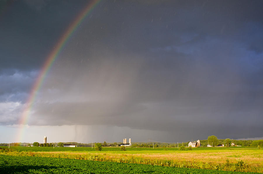 arc-en-ciel-et-pluie--ste-barbe-quebec-v