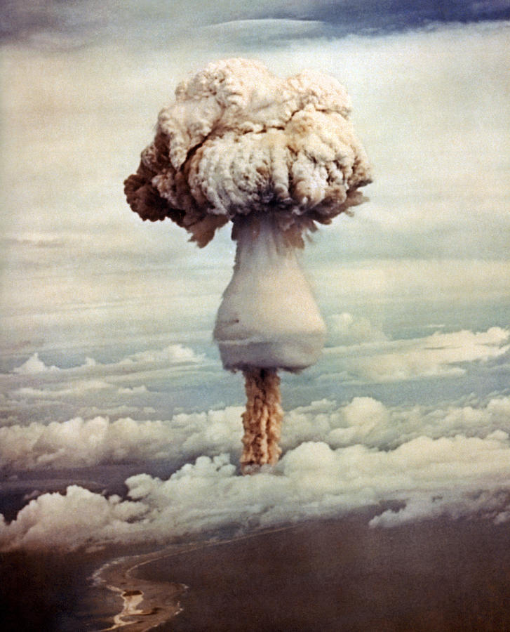 Collection 95+ Images pictures of a nuclear bomb Superb