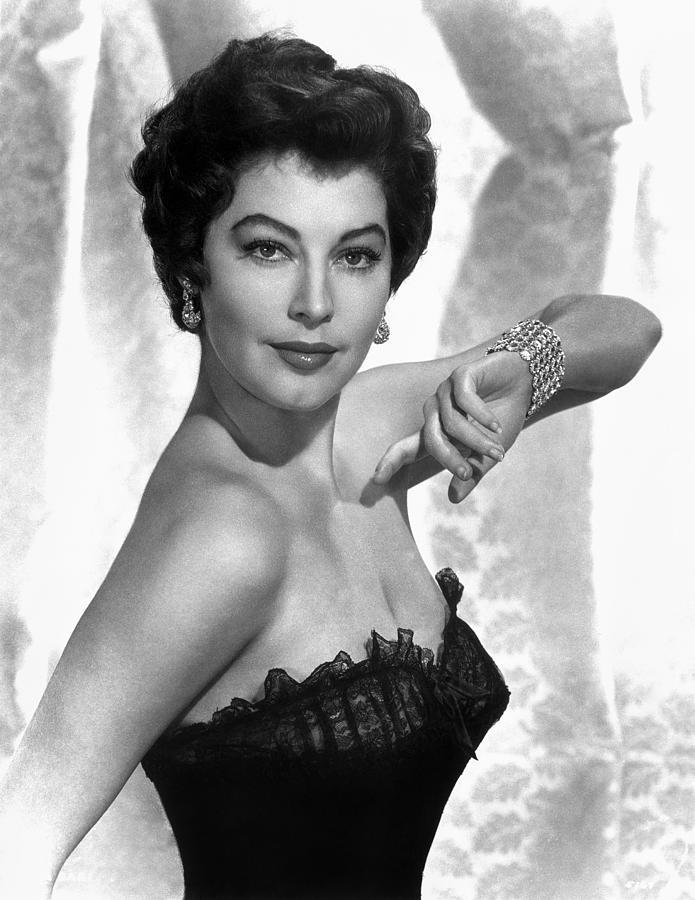 Ava Gardner 1922 1990 Photograph By Granger