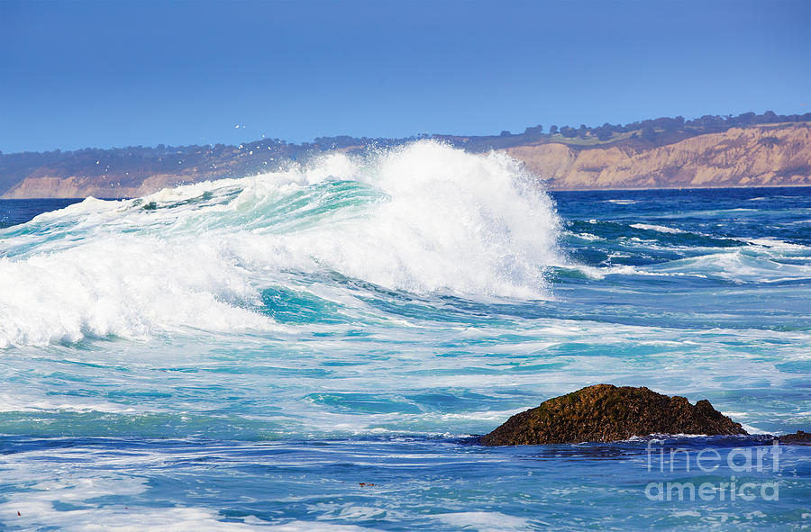  - big-blue-wave-breaks-on-la-jolla-californias-pacific-coast-susan-mckenzie