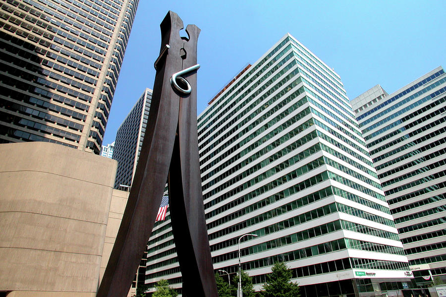 Clothespin Sculpture In Philadelphia by Carl Purcell