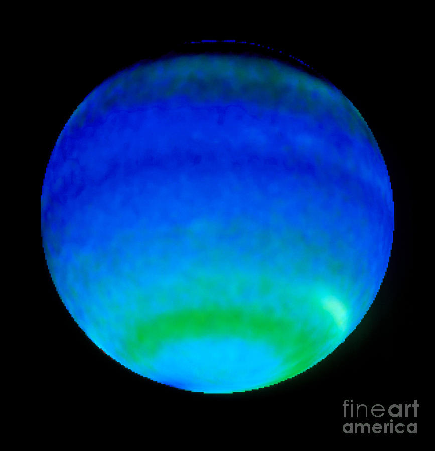 Clouds On Neptune Photograph By Space Telescope Science Institute / NASA