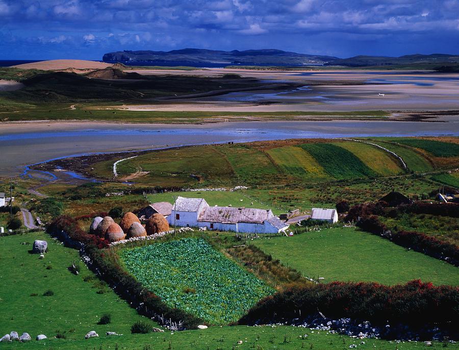 Cottages At Gortahork, Co Donegal Photograph by The Irish Image Collection