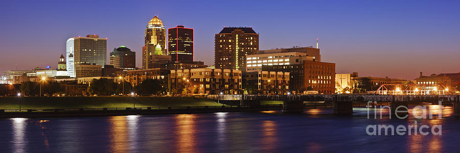 Des Moines Skyline by Jeremy Woodhouse