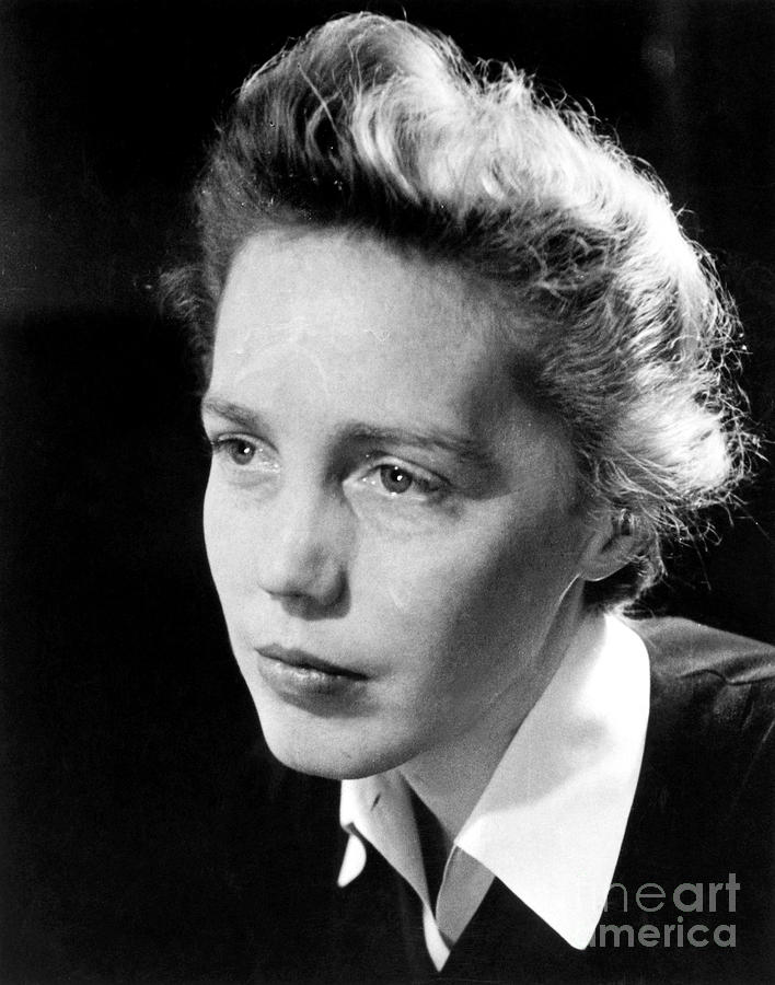Jean Stafford salary