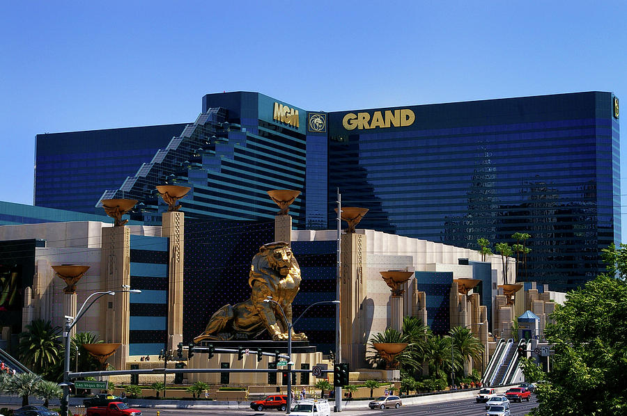 Mgm Grand Hotel У Casino