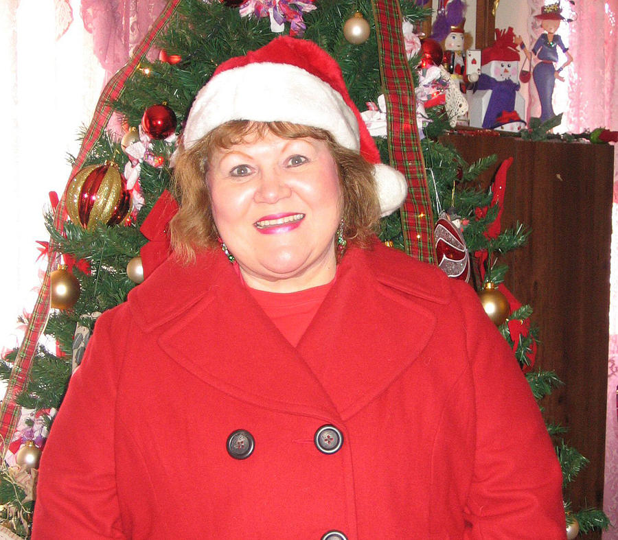 mrs-santa-granny-jan-dana-carroll.jpg