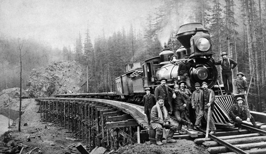 railroad-workers-c1880s-granger.jpg