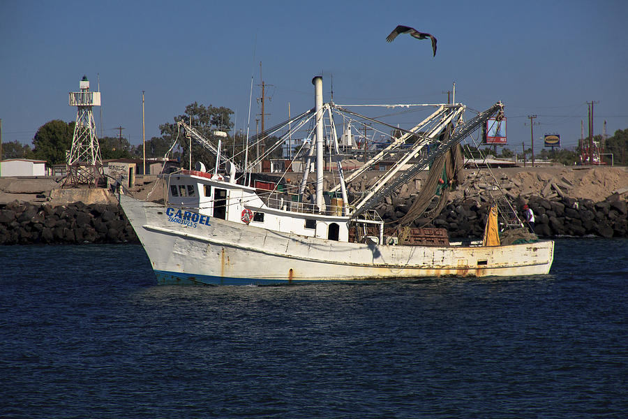  - shrimp-boat-6037-larry-roberson