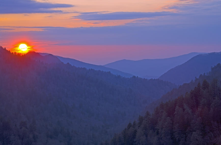 sunset-in-great-smoky-mountain-national-park-tennessee-brendan-reals.jpg