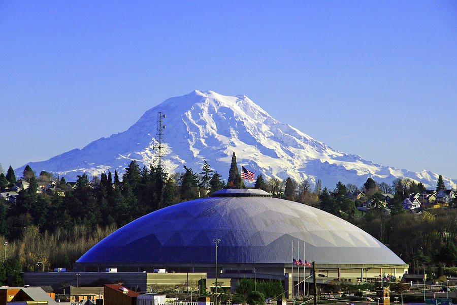 Dome N Mt Rainier Photograph by Jack Moskovita