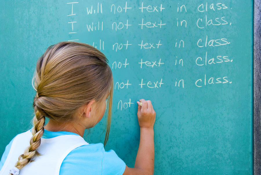 best comparison and contrast essay topics