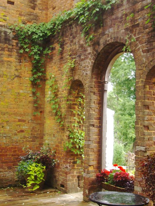 Barnsley Gardens Ruins