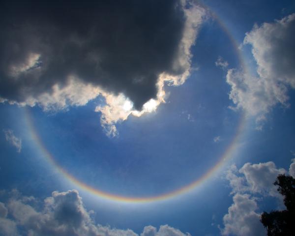 circular rainbow photo
