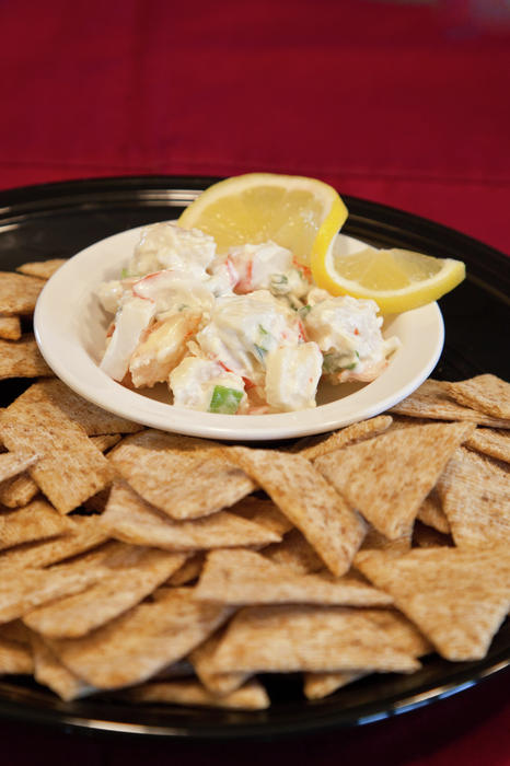 crab-dip-and-crackers-on-black-plate-kathleen-nelson.jpg