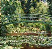 The Japanese Footbridge - The Japanese Footbridge and the Water Lily Pool Giverny by Claude Monet