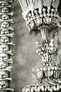  - kutna-hora-czech-republic-church-of-bones-christopher-bowden