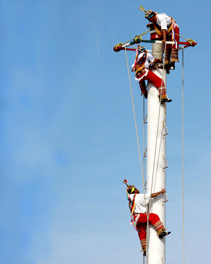 Voladores De Papantla Photograph By Luis C Othon Fine Art America