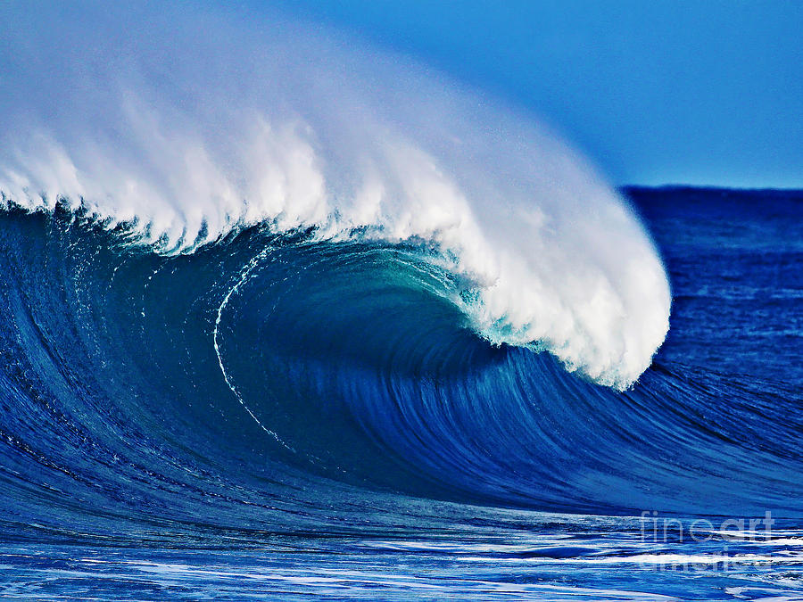 big-blue-wave-paul-topp.jpg