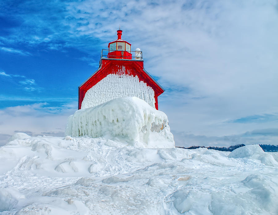 Frozen Grand Haven Light Photograph By Nick Zelinsky Jr Pixels