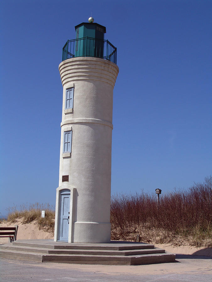 Robert H Manning Memorial Lighthouse Photograph By Jim Mcgraw Pixels