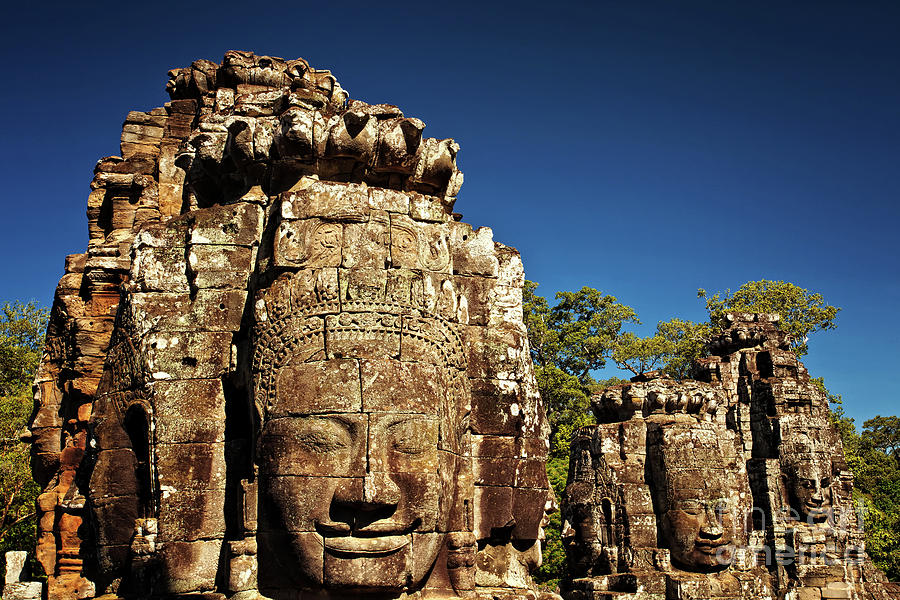 The Many Faces Of Bayon Temple, Angkor Thom, Angkor Wat Temple Complex ...