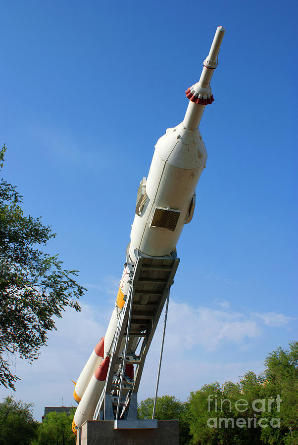 Soyuz Rocket In Baikonur Photograph By Mark Williamson Science Photo