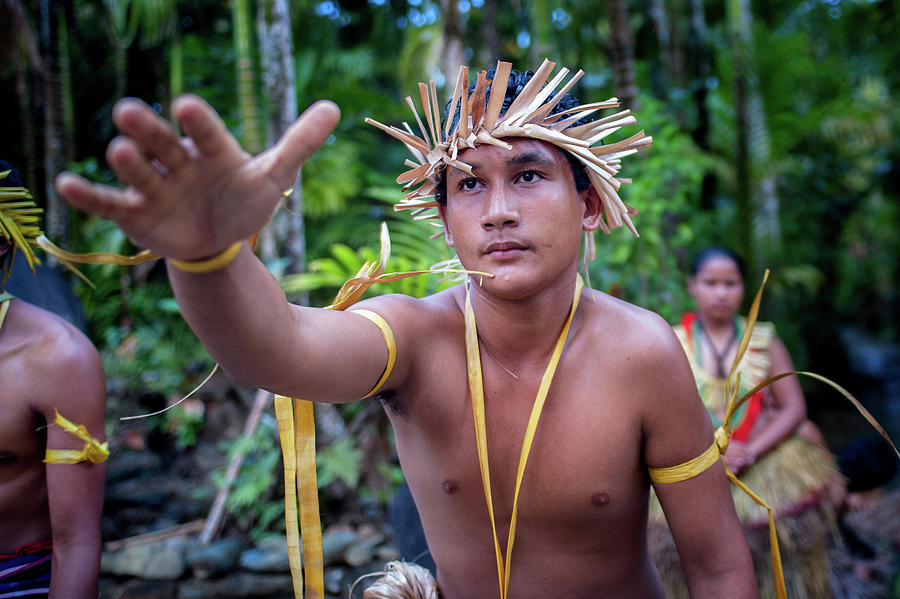 Dancer Yap Islands Photograph By Lee Craker