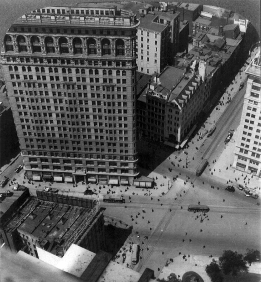 Nyc Flatiron Building 1915 By Science Source