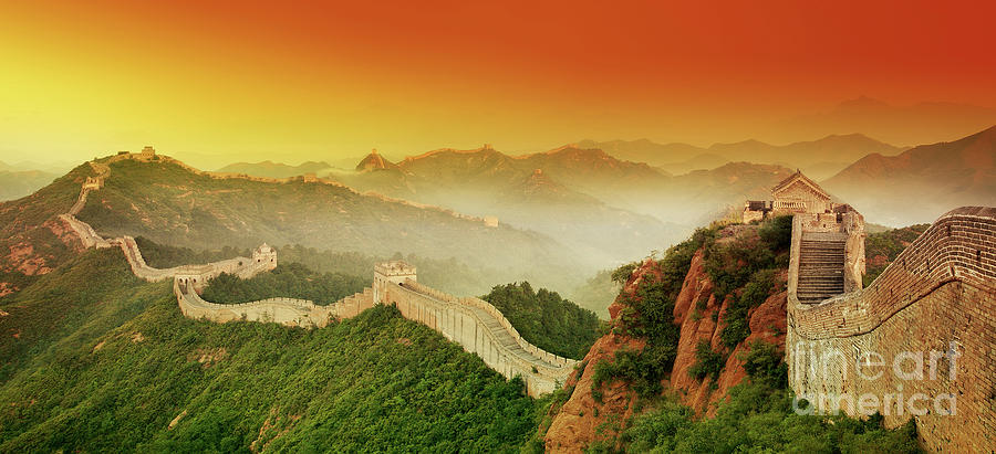 Great Wall Of China At Sunrise Photograph By Thomas Jones